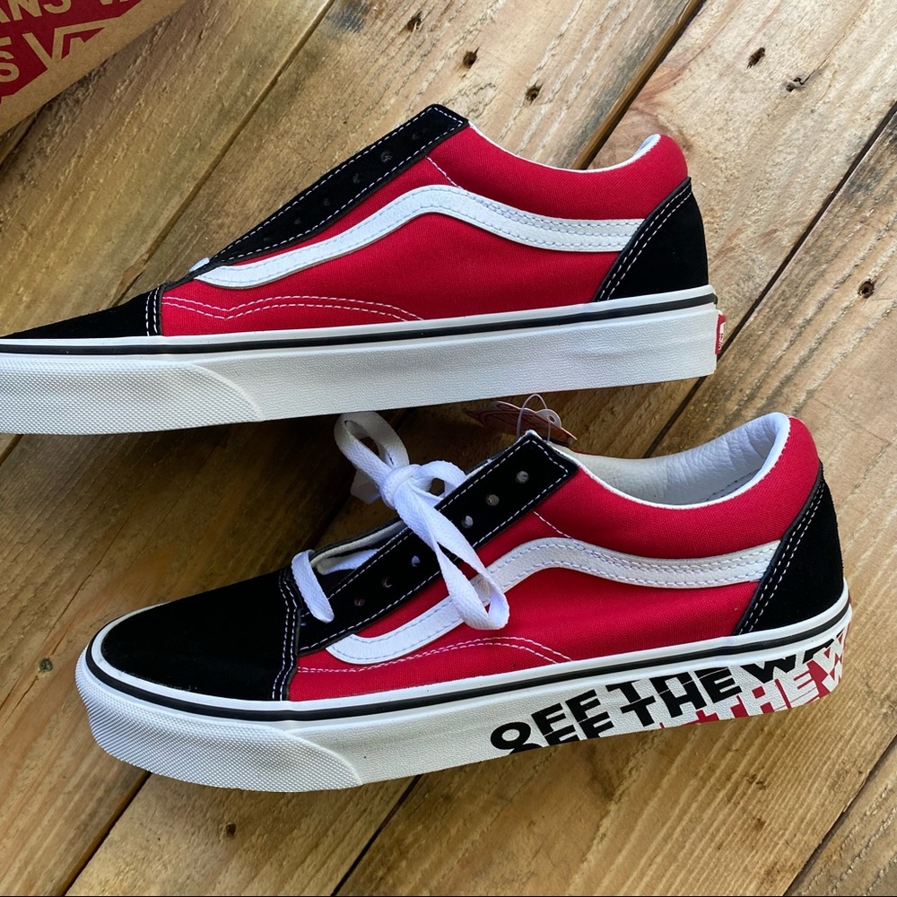 NIB Vans size 8.5 - Picture 3 of 4